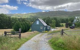 Converted Barn In Fields Near Loch Ness